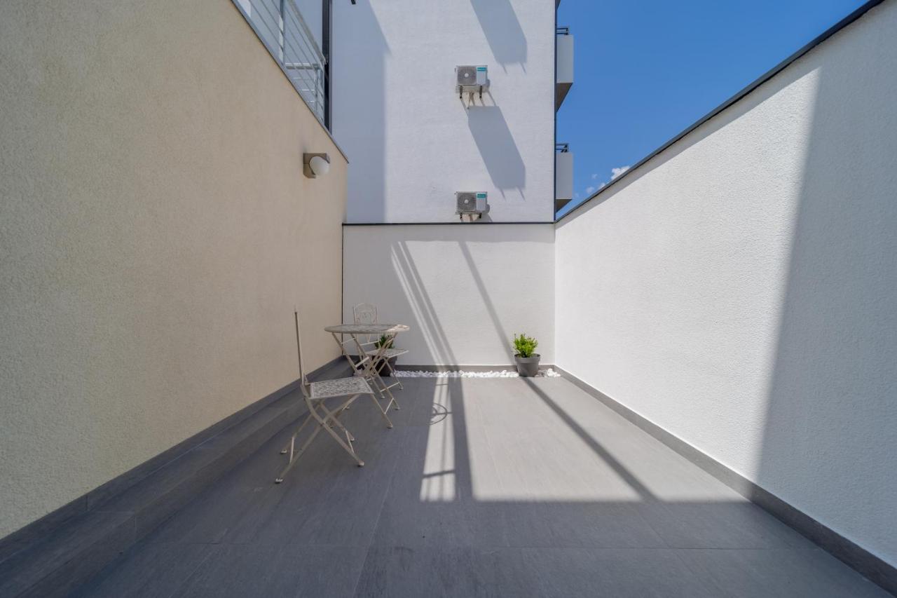 Rei House Apartmani Belgrade Exterior photo